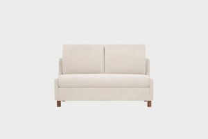Finsoffat Jackson pieni 2-istuttava vuodesohva, leveys 136cm, verhoiltu Velvety beige, ruskeat jalat